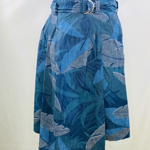 Women’s skirt - Picture 3 of 4